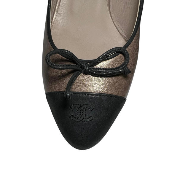 Authentic Chanel Champagne/CC Black Toe Tipped Bow Slingback Heels Size 36 - Picture 3 of 9